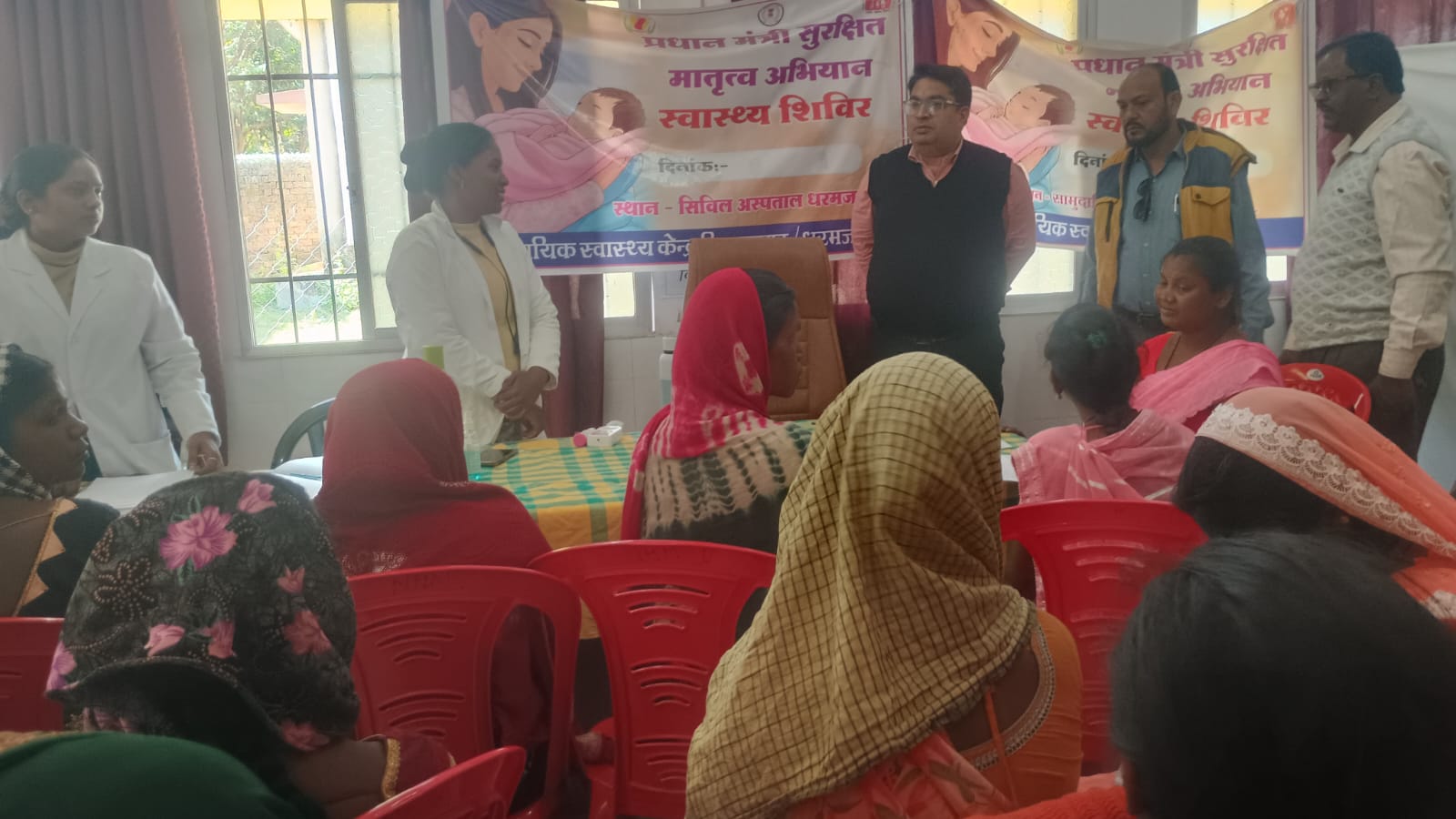 प्रधानमंत्री सुरक्षित मातृत्व अभियान अंतर्गत जिले भर में विशेष स्वास्थ्य शिविर का आयोजन
