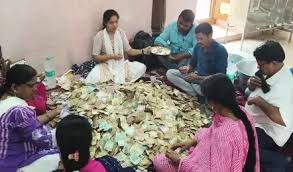 देवी माँ दंतेश्वरी के मंदिर की दो दान पेटियों को खोला गया,भक्तों ने दिल खोलकर किया दान
