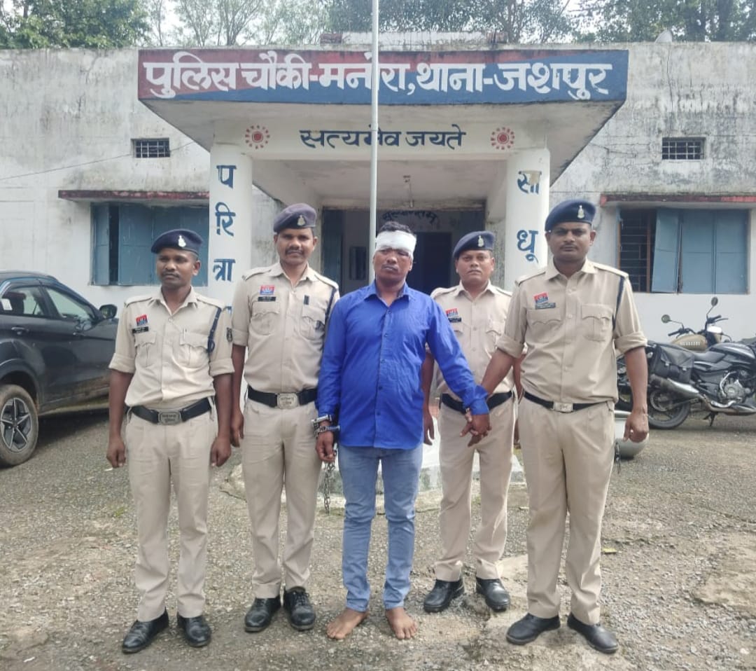 ऑपरेशन शंखनाद जारी :  पुलिस ने फिल्मी स्टाइल में पकड़ा गौ तस्कर को, छुड़ाए 14 नग गौ वंश