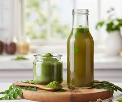 बालों की ग्रोथ के लिए मोरिंगा जूस या पाउडर? जानें क्या है सबसे असरदार 