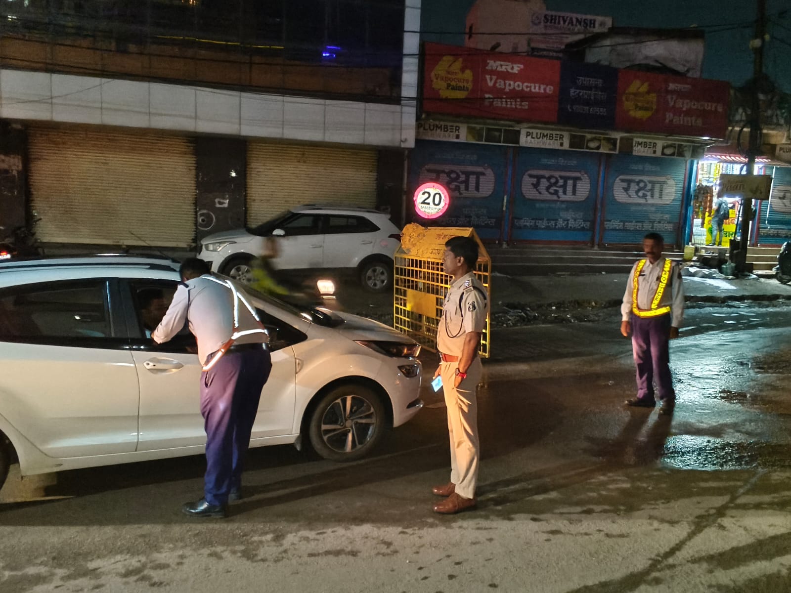 रायपुर में नशेड़ी ड्राइवरों पर बड़ी कार्रवाई: एक रात में 63 वाहन चालक पकड़े गए