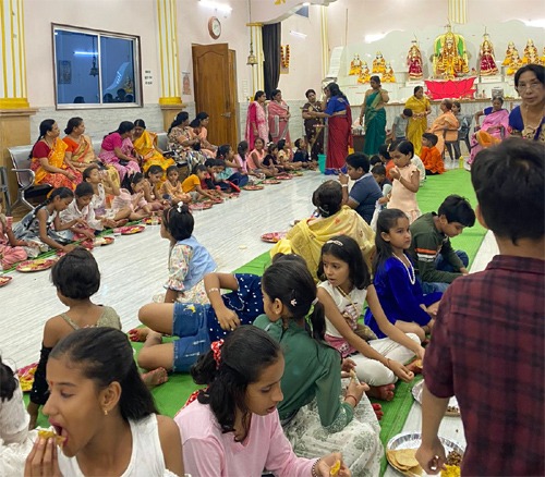 श्रीचित्रगुप्त मंदिर में कन्याभोज तथा भजन-कीर्तन कार्यक्रम संपन्न