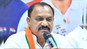तेलंगाना कांग्रेस प्रमुख ने नक्सलियों को बताया अपना, कहा- वे गरीबों के लिए लड़ रहे हैं, नक्सल अभियान को रोके सरकार 