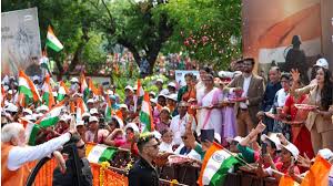 कर्नल सोफिया कुरैशी का परिवार पीएम मोदी के रोड शो में हुआ शामिल,परिवार ने इसे गौरव का क्षण बताया