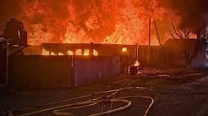 रूस-यूक्रेन युद्ध:  यूक्रेन पर रूस का अब तक का सबसे बड़ा हमला, दर्जनों शहरों में तबाही