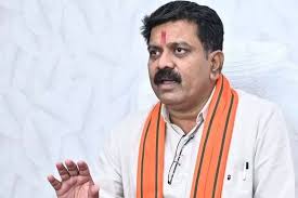 गृहमंत्री विजय शर्मा का आदेश,थानों में हिंदीं भाषा बनेगी जनभाषा 