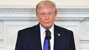 अमेरिकी सुप्रीम कोर्ट ने डोनाल्ड ट्रंप को दिया बड़ा झटका, टैरिफ नीति को गैरकानूनी बताया