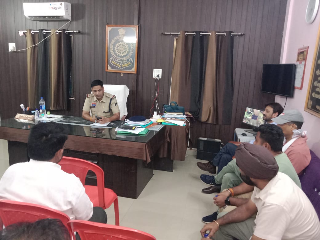 अवैध नशीले दवाई ब्रिकी पर डोंगरगढ़ पुलिस की पैनी नजर,मेंडिकल संचालको को दी गई हिदायत