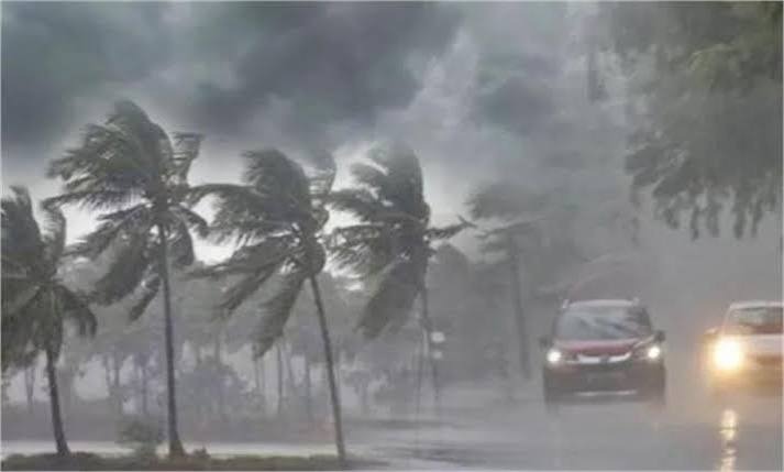  Weather Alert: छत्तीसगढ़ के कई जिलों में भारी बारिश और वज्रपात का खतरा, देखें ताजा मौसम अपडेट