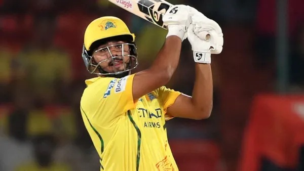 आईपीएल 2026 में बड़ा झटका: आयुष म्हात्रे बाहर, चेन्नई सुपर किंग्स में इन 5 खिलाड़ियों की एंट्री की रेस