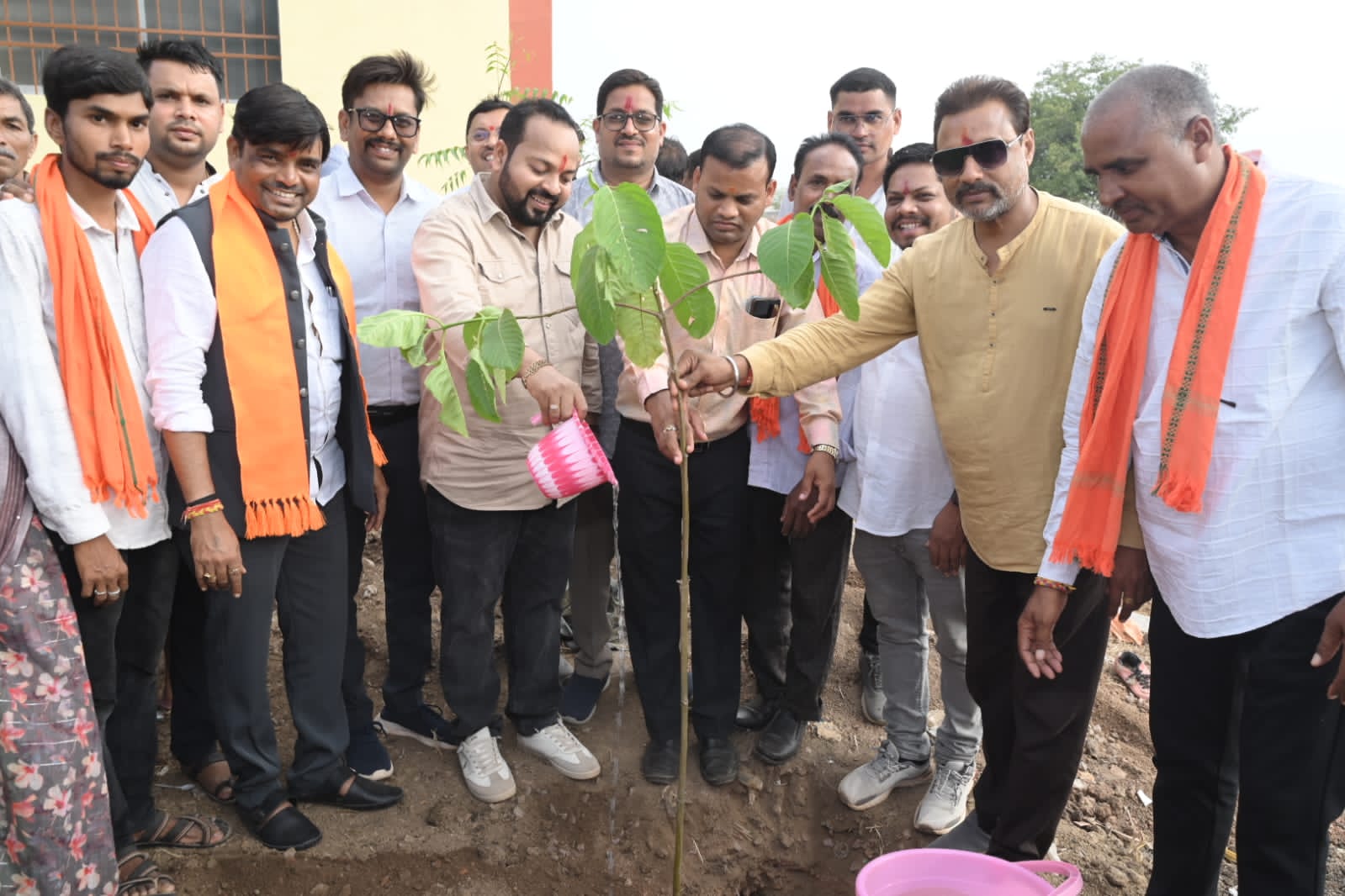 समाज के उत्थान और क्षेत्र के विकास के लिए निरंतर कार्य जारी रहेगा— विधायक दीपेश साहू