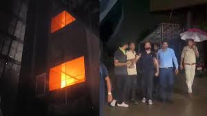 राजधानी रायपुर के बेबीलोन टावर में भीषण आग,रेस्टोरेंट में फंसे सात लोगों को बचाया