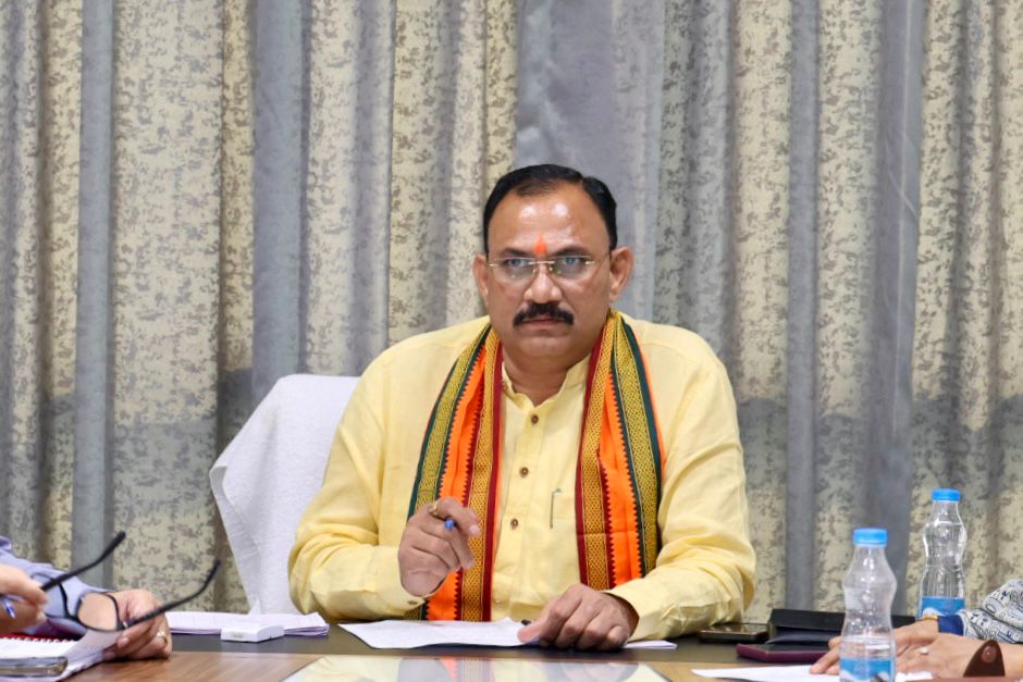 राज्य के सबसे बड़े अस्पताल को मिलेगा नया स्वरूप : स्वास्थ्य मंत्री श्याम बिहारी जायसवाल