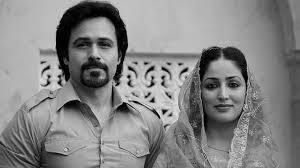 जानिए कैसी रही हक़ की ओपनिंग डे? मूवी ने कितने कमाए...