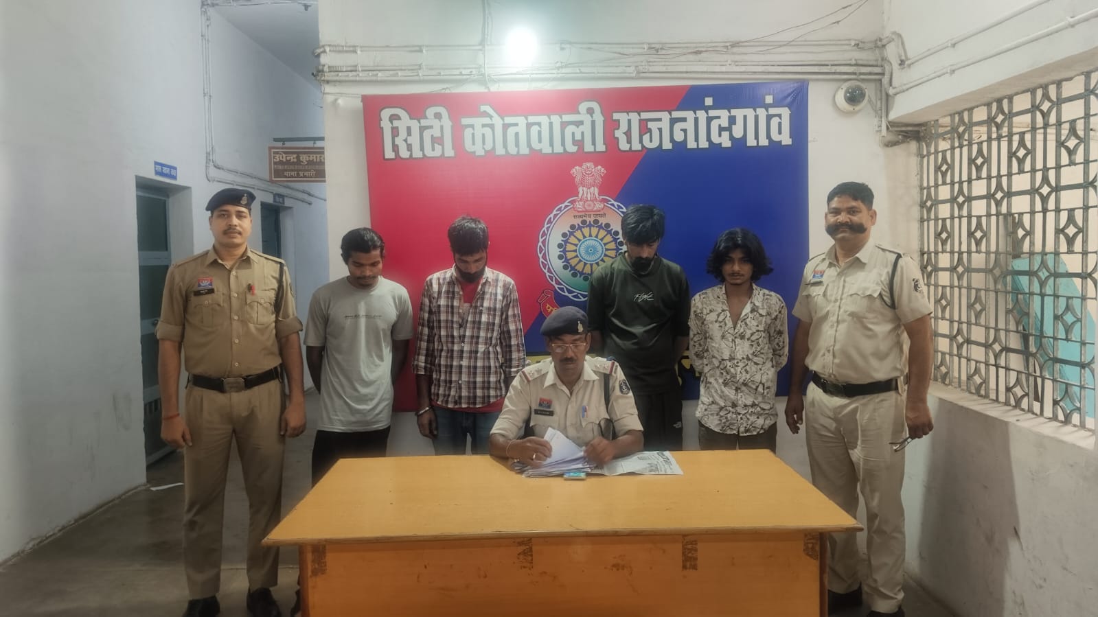 राजनांदगांव में हुड़दंग और गाली-गलौच करने वाले 4 युवक गिरफ्तार, प्रतिबंधात्मक कार्रवाई कर भेजा गया जेल