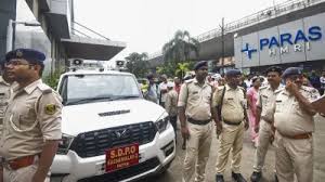 चंदन मिश्रा हत्याकांड में बड़ा एक्शन, सब इंस्पेक्टर, ASI समेत 5 पुलिसकर्मी सस्पेंड