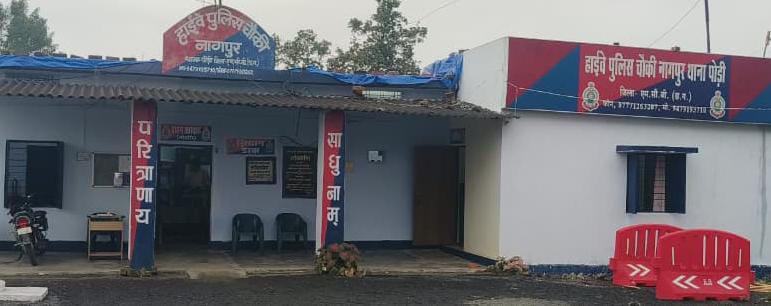 चरित्र संदेह में पति ने पत्नी को उतारा मौत के घाट ,धारदार हथियार से किया वार
