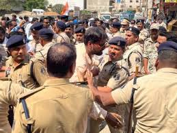 “धान का कटोरा नहीं, अफीम का कटोरा”: बिलासपुर में भाजपा दफ्तर घेरने उतरी कांग्रेस