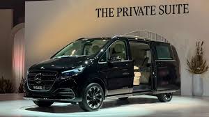 भारत में नई मर्सिडीज बेंज वी-क्लास लग्जरी एमपीवी लॉन्च,जानें कैसे हैं फीचर्स और कितनी है कीमत