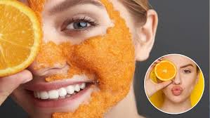 ग्लोइंग स्किन के लिए संतरे के छिलकों का फेस पैक अपनाएं
