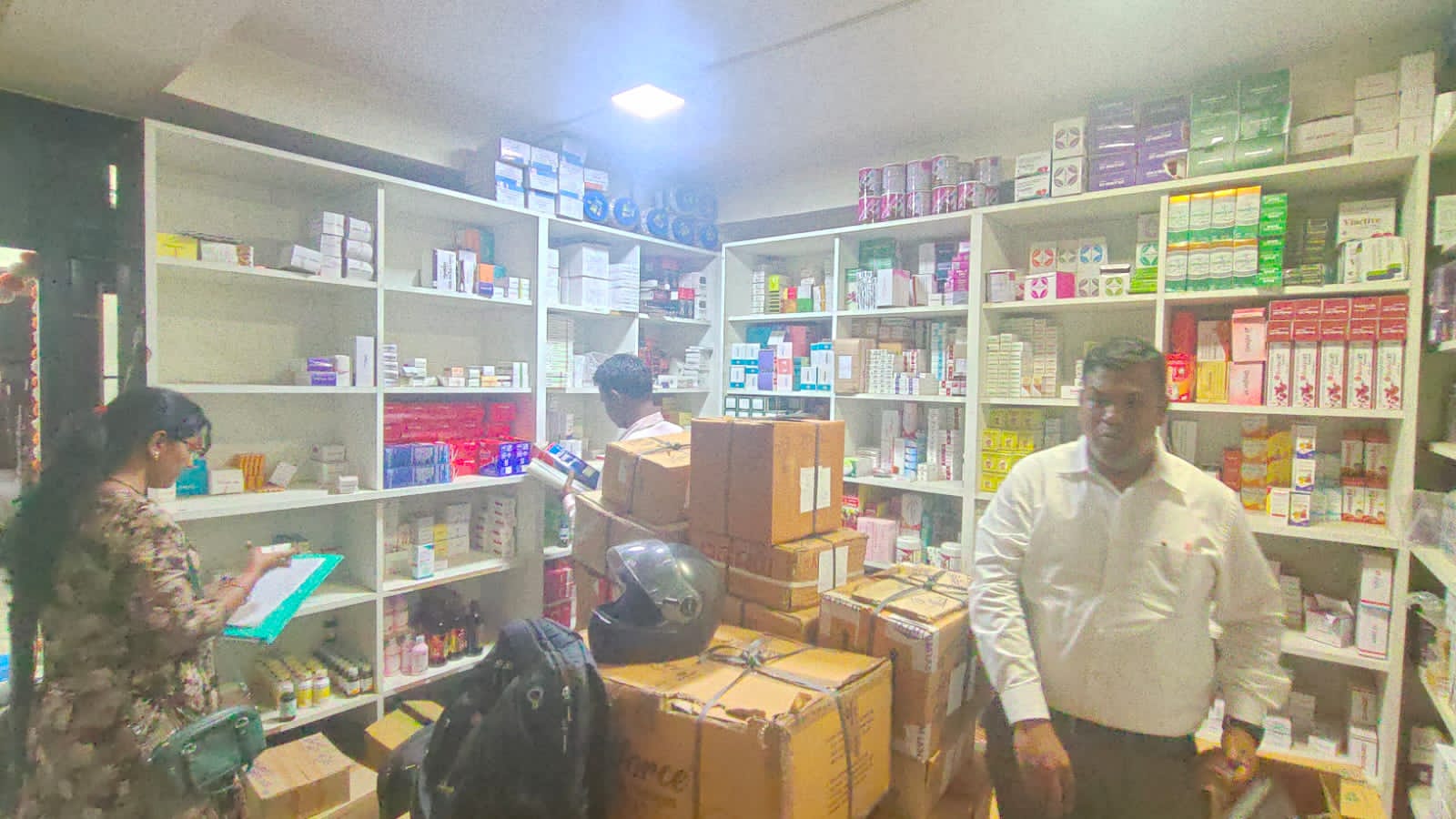 जिले में -1सही दवा-शुद्ध आहार-1 अभियान तेज, दुकानों से स्ट्रीट फूड तक सघन जांच