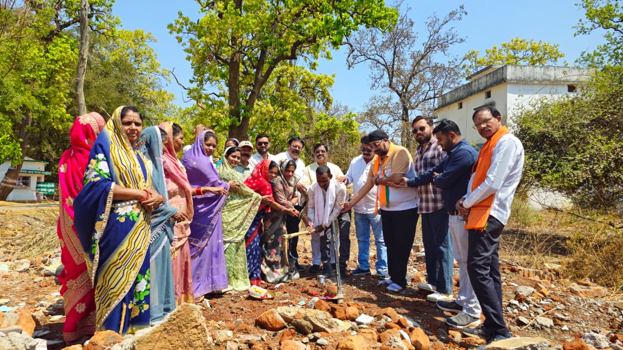 नगरी में विकास कार्यों को मिली गति: 31 लाख से अधिक के कार्यों का भूमि पूजन