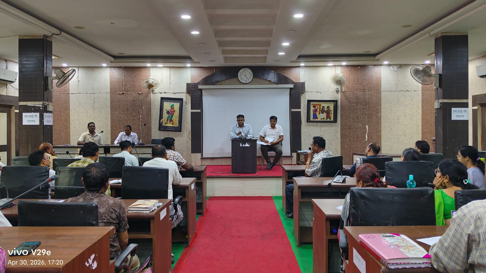 रायगढ़ में डोर-टू-डोर जनगणना कल से शुरू, आयुक्त ने सुपरवाइजर्स को दिए सख्त निर्देश