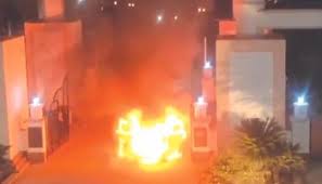 CSPDCL कार्यालय में अचानक लगी भीषण आग,स्थानीय लोगों में मची अफरा-तफरी 