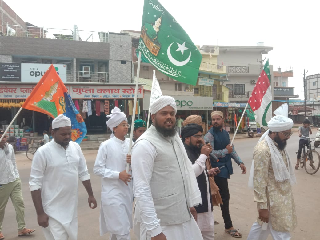 डौण्डी लोहारा में भी मनाया गया ईद मिलादुन्नबी का जश्न 