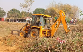 SDM के रोक लगाने के बावजूद भी, भू माफिया सरकारी जमीन पर कर रहे कब्जा