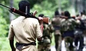 नक्सलियों ने भाजपा कार्यकर्ता को उतारा मौत के घाट 