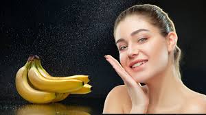 केले से पाएं चमकदार त्वचा,ऐसे बनाएं घर में फेस मास्क 