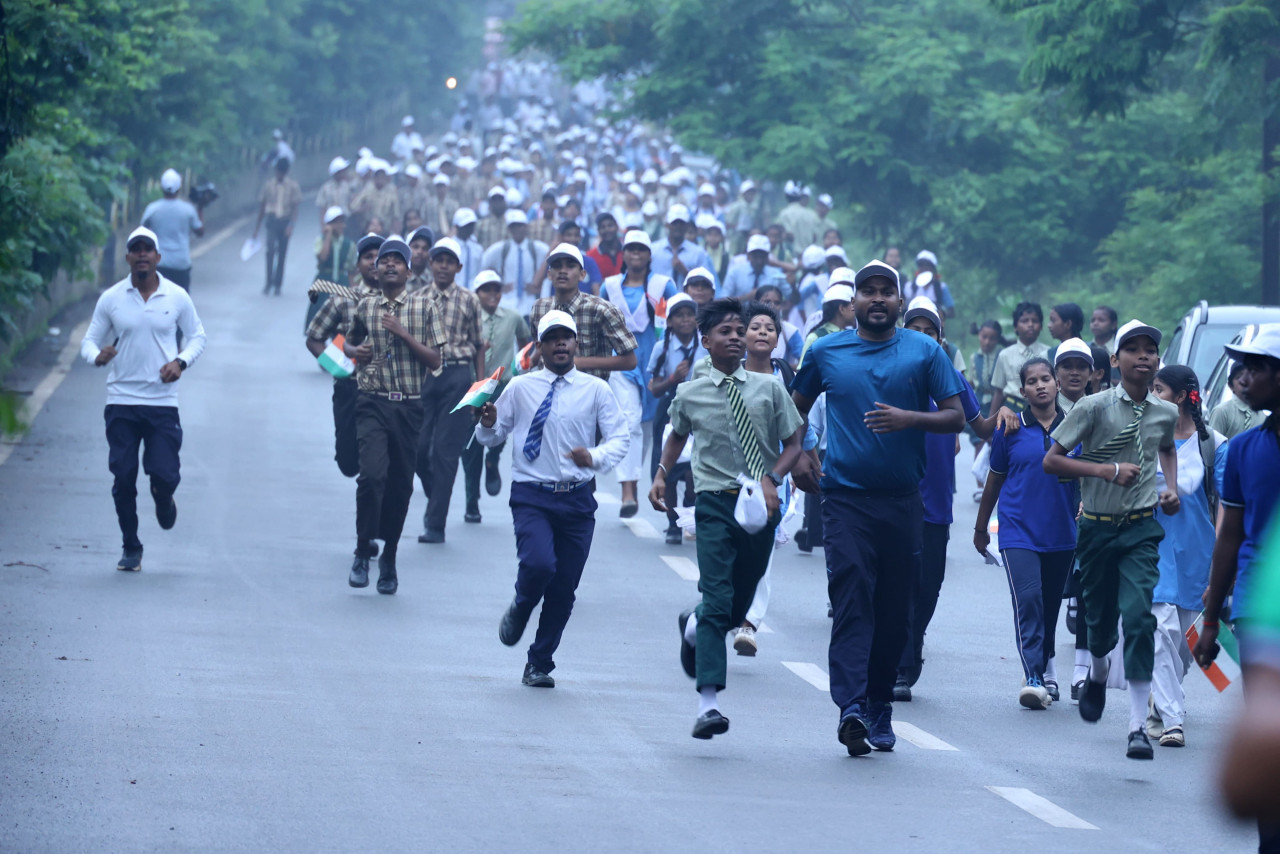 तिरंगा पूर्वजों के बलिदान और भविष्य की नींव सशक्त बनाने का प्रतीक :  कलेक्टर कार्तिकेया गोयल