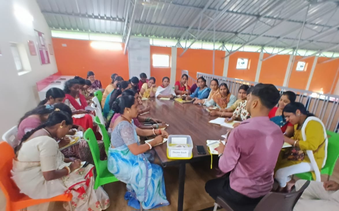 समूह की महिलाओं ने भी जिला अर्थशाला में सीखी  वित्तीय प्रबंधन व जोखिम से बचने के गुर