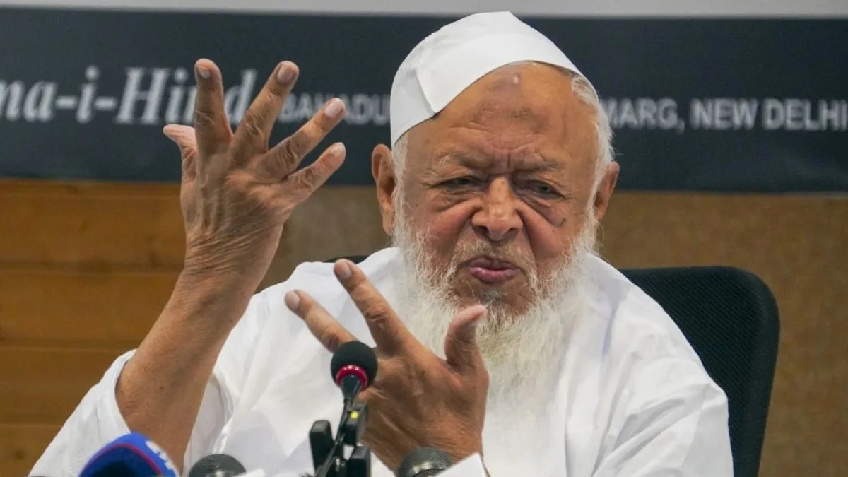 ‘सिर्फ अल्लाह की इबादत’… वंदे मातरम् बिल पर अरशद मदनी का बड़ा बयान, AIMPLB ने भी जताई आपत्ति