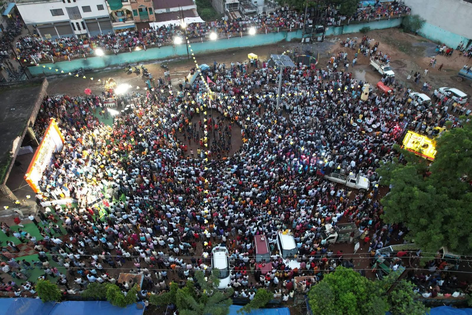 कवर्धा में दही हांडी उत्सव का दिखा भव्य नजारा, डिप्टी CM विजय शर्मा ने लगाया ‘जय कन्हैयालाल की’ का जयघोष