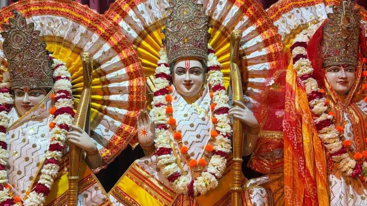 दशहरा 2026: विजयादशमी पर जरूर करें श्रीराम चालीसा का पाठ, यहां पढ़ें संपूर्ण पाठ और भगवान राम की आरती